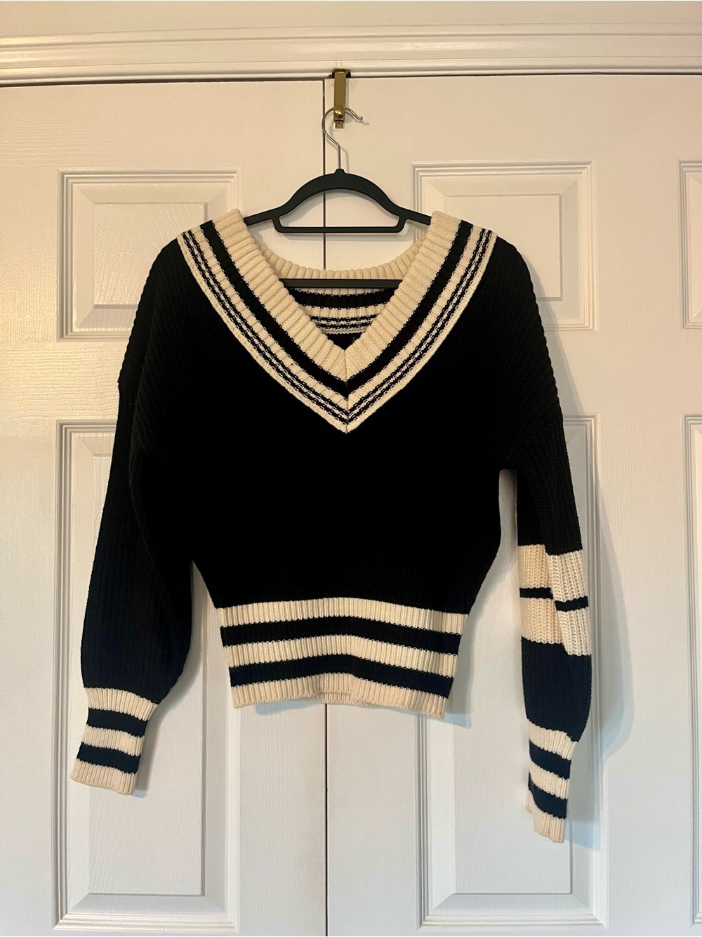 Black & Cream V-Neck Striped Women’s Sweater